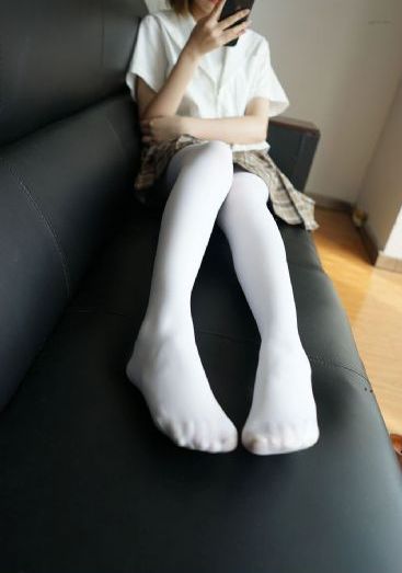 黄色网页在线播放_BD韩语高清在线观看