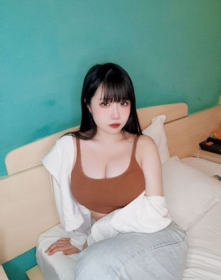 美女远黄色一级视频收看_视频大全成人直接看