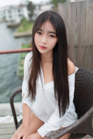 嗯啊视频在线_DVD在线视频观看